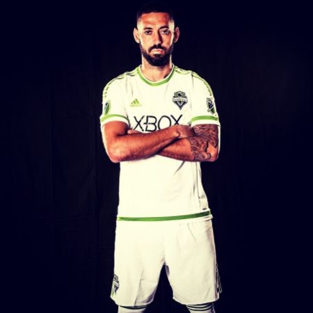 clint dempsey net worth