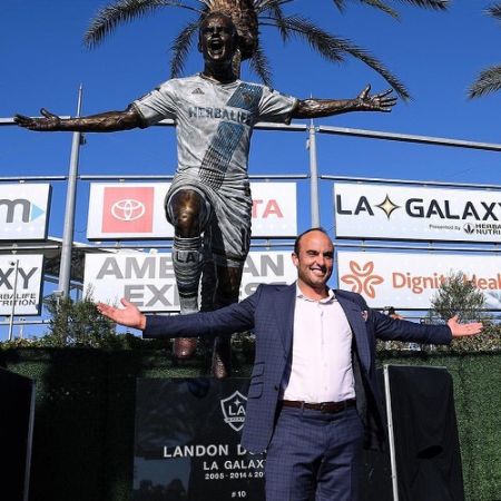 landon donovan height