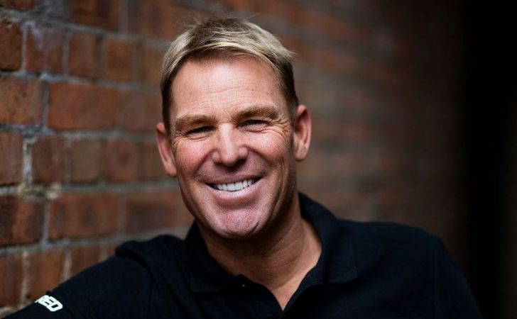 Shane Warne dies