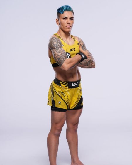 Jessica Andrade height