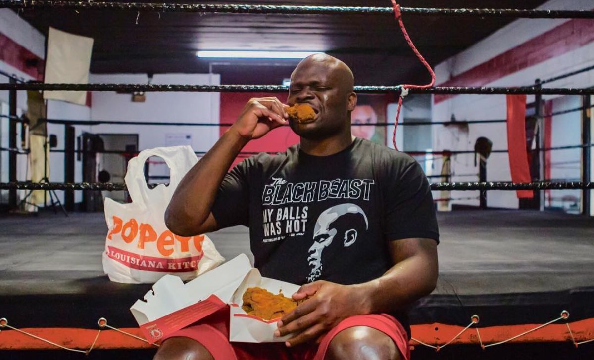 Derrick Lewis Net worth