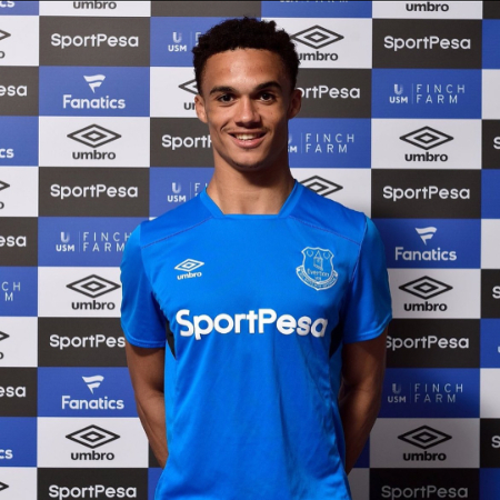 Antonee Robinson Everton 