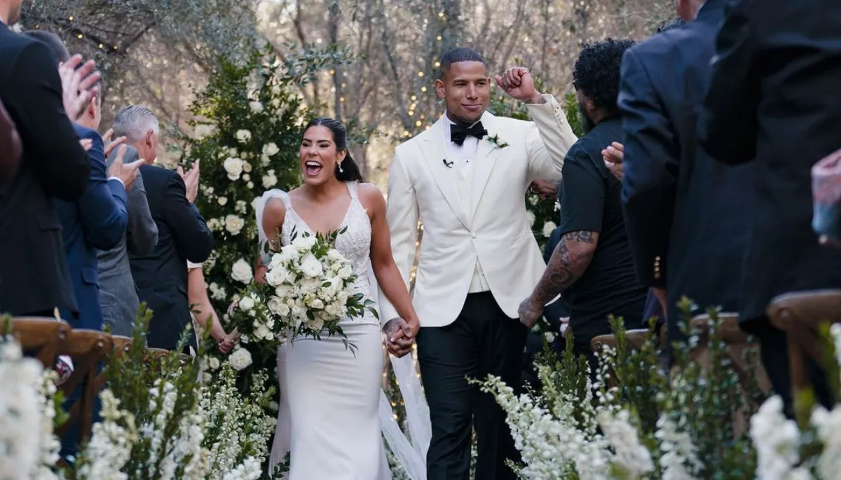 Kelsey Plum Husband Darren Waller