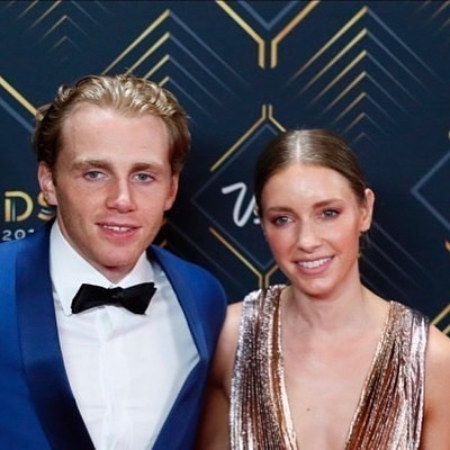 patrick kane and amanda grahovec in a award ceremony