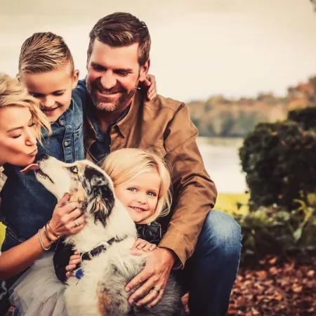 Lorra Bowyer with her husband clint and children