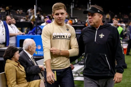 connor payton attending the nfl match