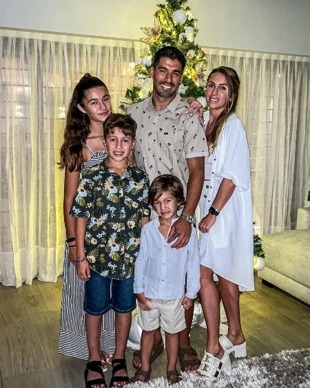 delfina suarez enjoying the holiday with her family