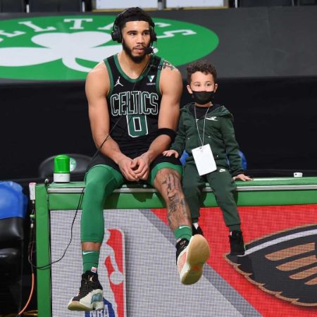 jayson tatum with his son jayson tatum jr.