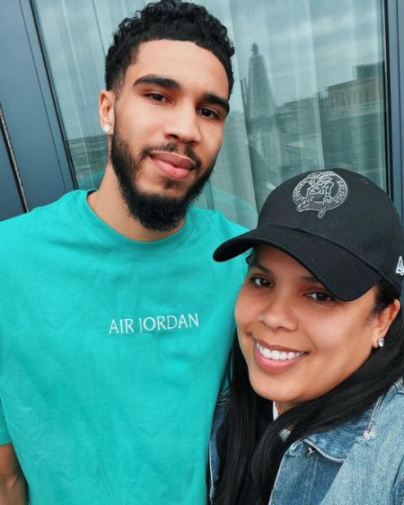 jayson tatum with his mother brandy cole in mothers day