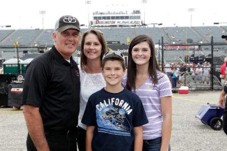 kaylie green with her father david green and mother diane green