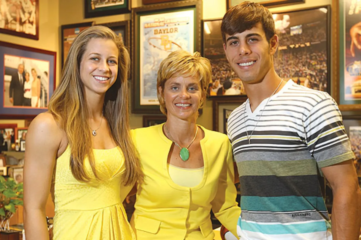 kim mulkey kids wiki bio