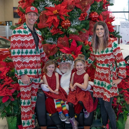 lyn-z adams celebrating christmas and hanukkah with her family