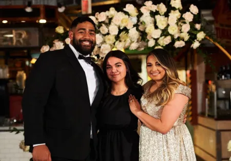 niki bender with her husband jordan mailata and her sister jade ikahihifo bender