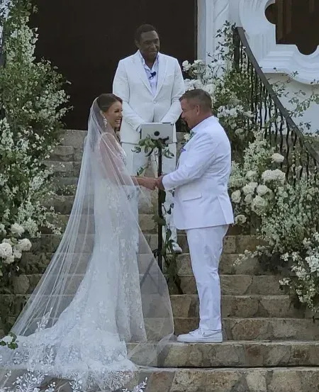 skylene montgomery and sean payton wearing wedding dress