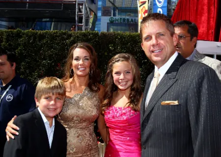 sean payton with his ex-wife and children