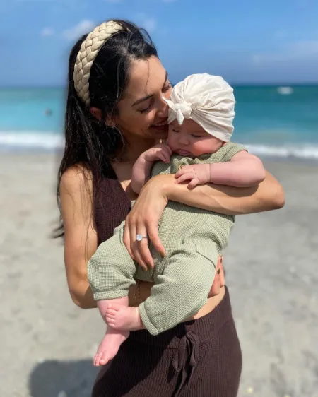 allison stokke gave birth to a girl