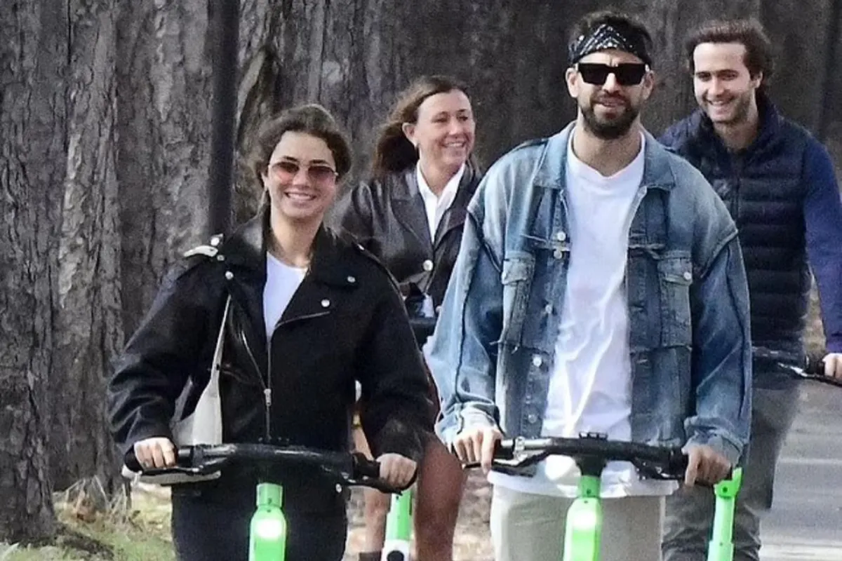 gerard pique with her newly girlfriend clara chia marti enjoying bike ride