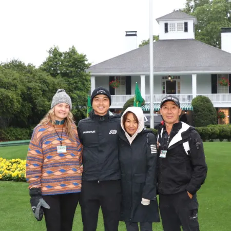 min woo lee with his girlfriend gracie drennan and parents soonam and clara lee