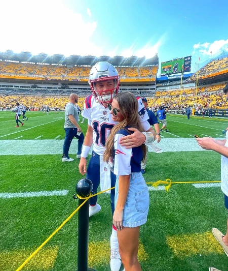 sophie scott and her boyfriend mac Jones