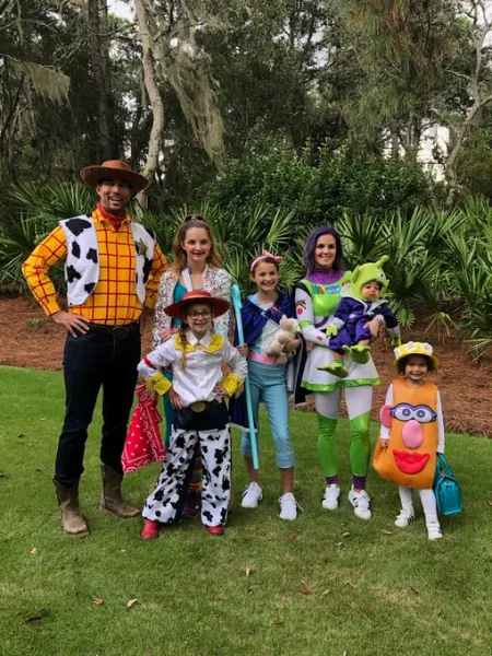 adam wainwright and jenny curry along with their children baylie, morgan, macy, sadee, and caleb cosplaying