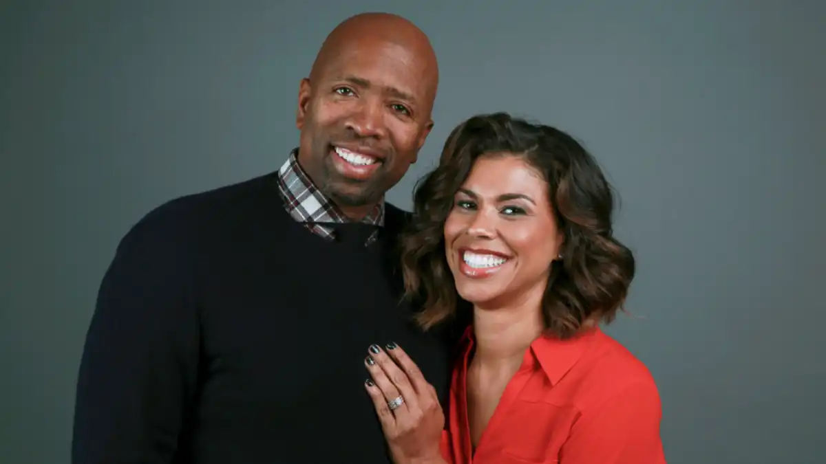 is kenny smith married? yes he is