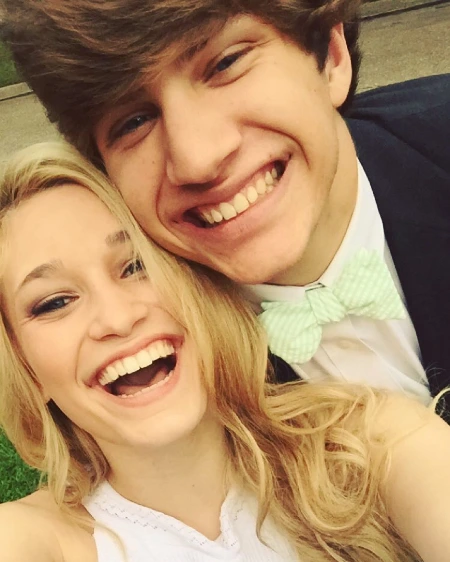 foster moreau and shaina grace selfie