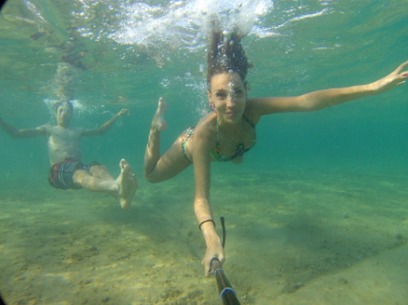 mikel landa swimming with his friend