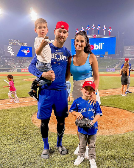 Kevin Kiermaier with his wife Marisa Moralobo and kids Karter James and Krew Jax Kiermaier