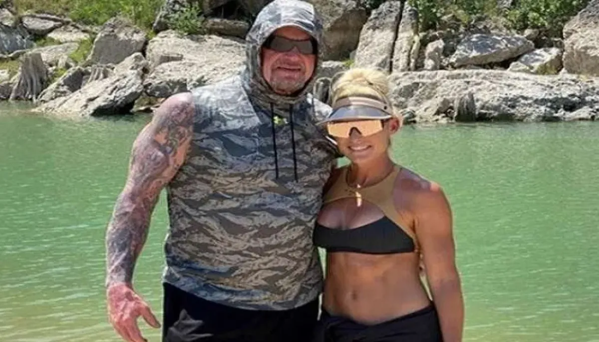 Michelle McCool Husband Mark William Calaway (Undertaker)