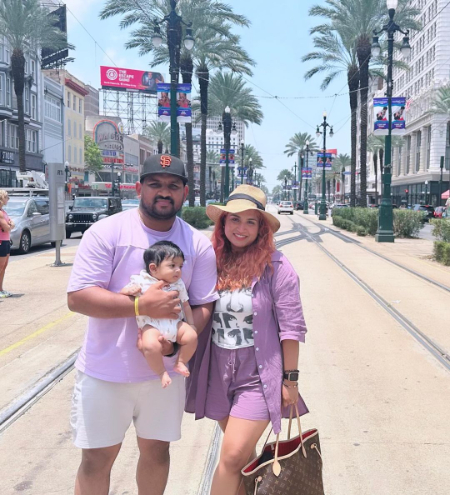 shehan jayasuriya with his wife kaveesha kavindi and his son kaylen jayasuriya