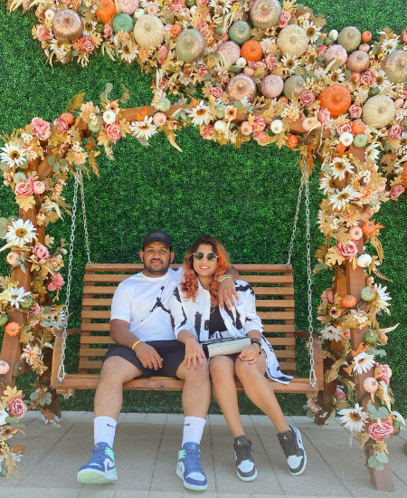 shehan jayasuriya with his wife kaveesha kavindi